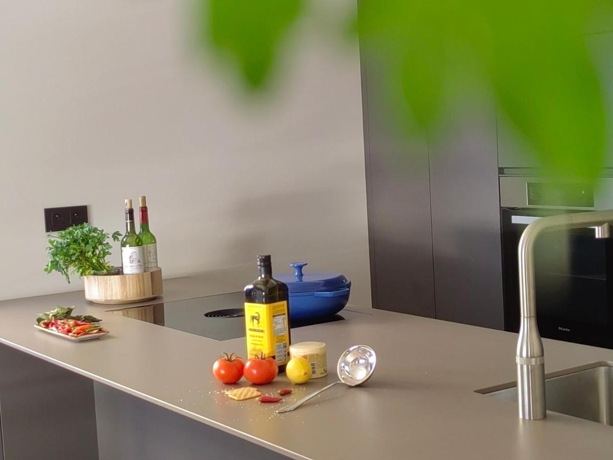 Appartamento Exceptional Brand New Flat, 20 M From Beach, 85 Sq