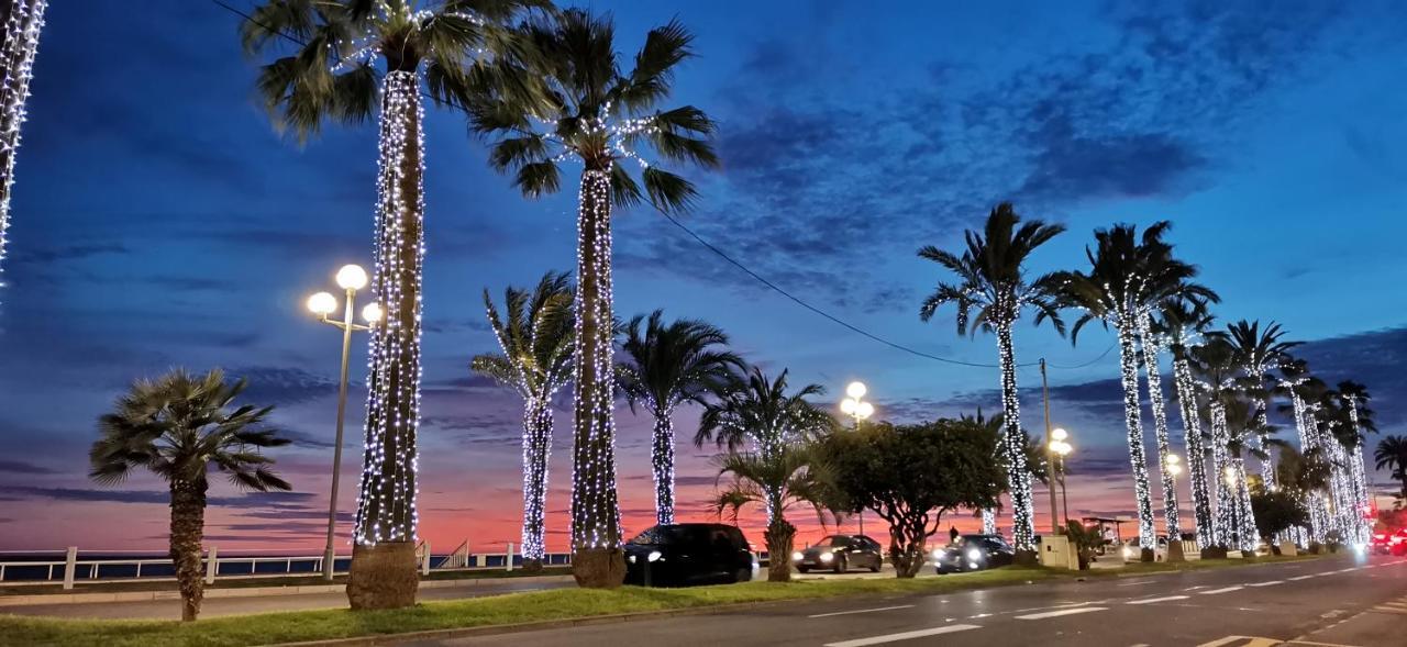 Appartamento Exceptional Brand New Flat, 20 M From Beach, 85 Sq